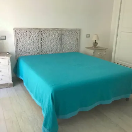 Della Pietra *