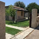 Della Pietra *